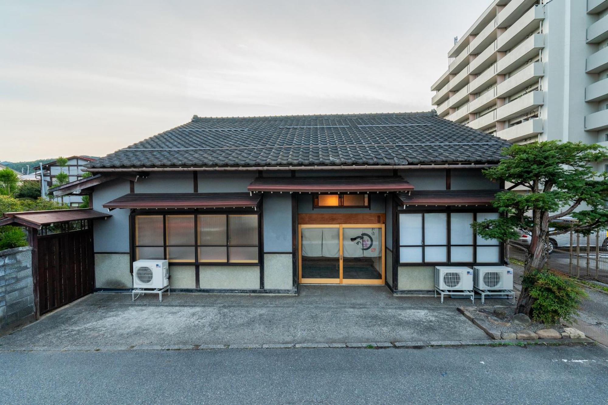 お宿一の華 Takayama (Gifu) Exterior foto