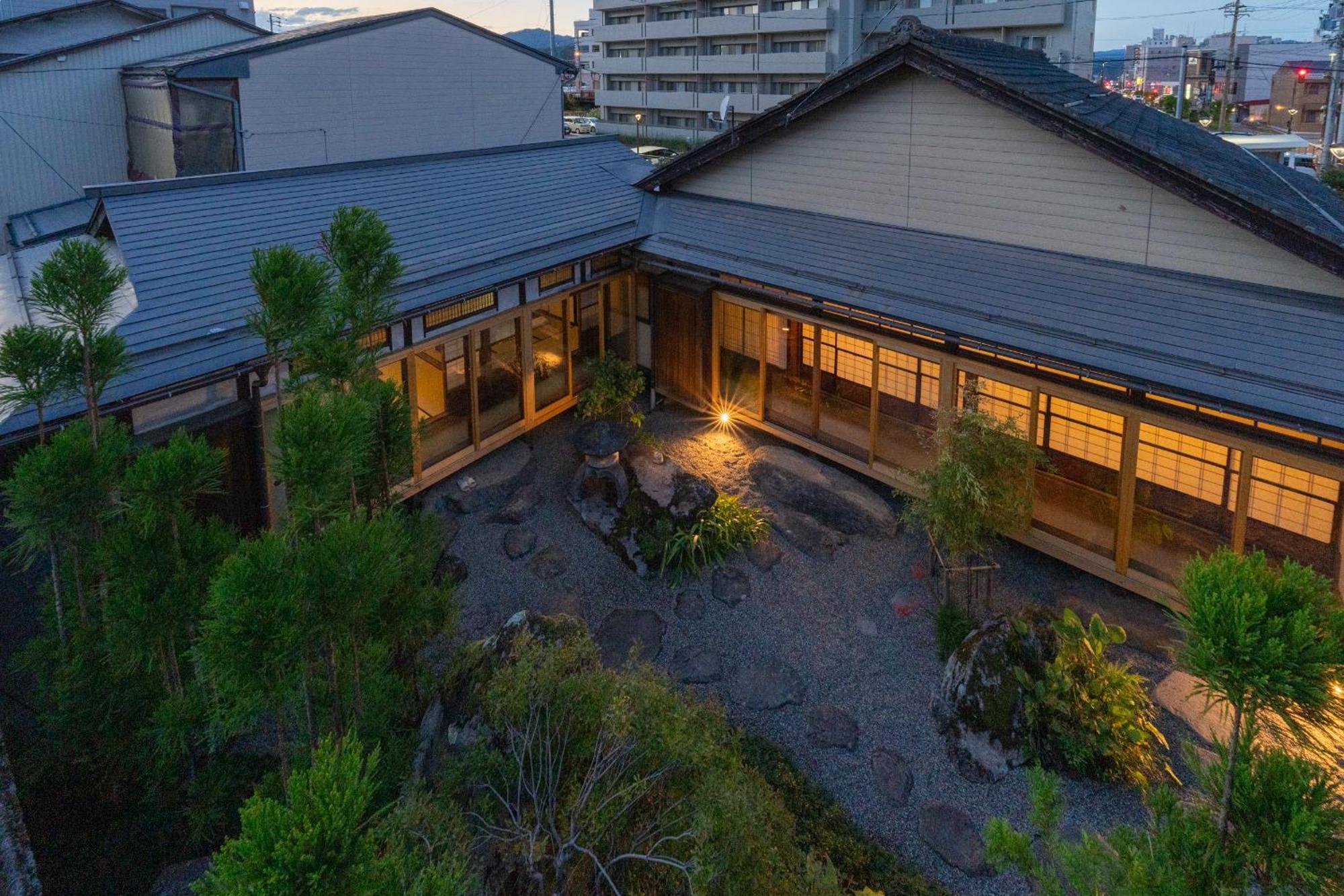 お宿一の華 Takayama (Gifu) Exterior foto